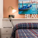 Magnifico Junto Playa Y Centro Ciudad - Aire Acondicionado 阿利坎特